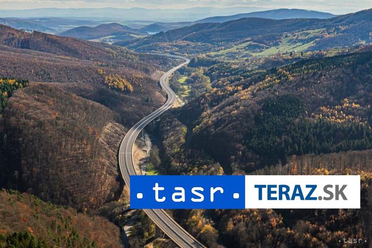 Ráž: Úsekom R2 Kriváň - Mýtna od jeho otvorenia prešlo 2,5 milióna áut