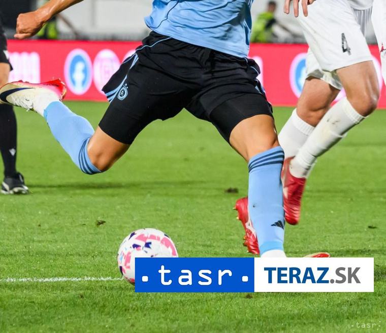 Rozhodcovia v Austrálii bojkotujú zápasy pre spor ohľadom zmlúv
