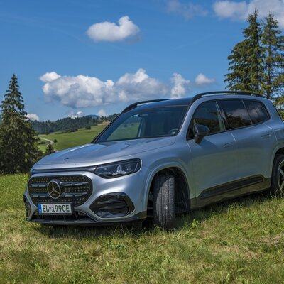 Mercedes-Benz GLB 350 4MATIC / Nové technológie a sedem miest