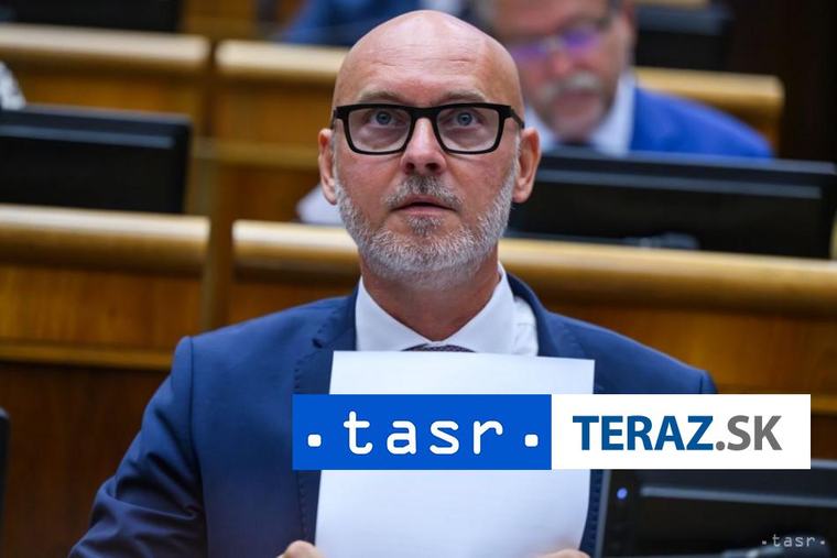 Poslanci SaS chcú zrušiť daň z dividend