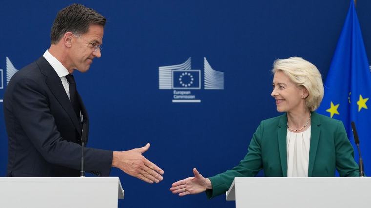 Von der Leyenová a Rutte reagujú na zmarený hybridný útok: Zastrašovanie nebude fungovať