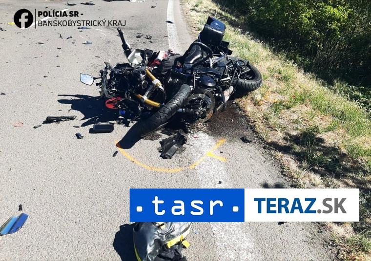 Pri nehode v Kováčovciach zomrel 54-ročný maďarský motocyklista