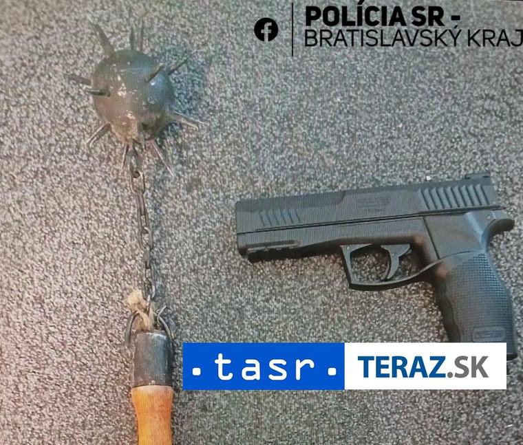 AKO V STREDOVEKU: V Bratislave útočili bojovým cepom