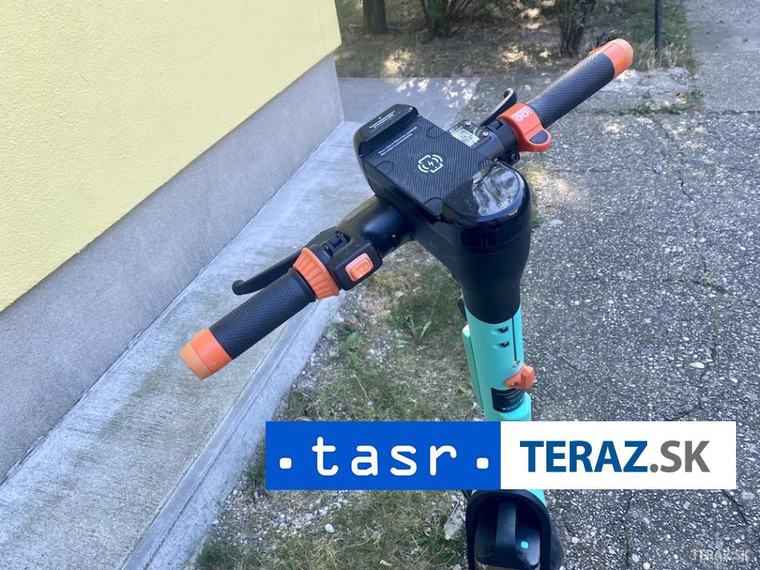 Po páde z elektrickej kolobežky utrpel 11-ročný chlapec vážne zranenia