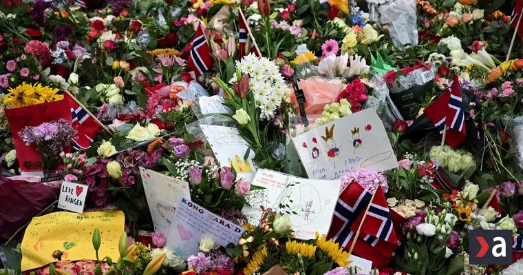 Nórsko smúti za kráľom Haraldom V. Vlajky klesli na pol žrde a krajina víta nového panovníka Haakona VIII