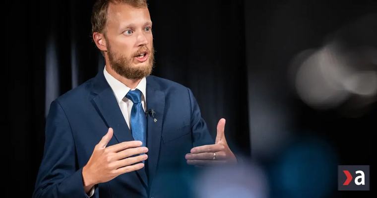 Reset ústavy nevyrieši všetky problémy. Nerobme si ilúzie o tom, kto by ju schvaľoval, hovorí ústavný právnik