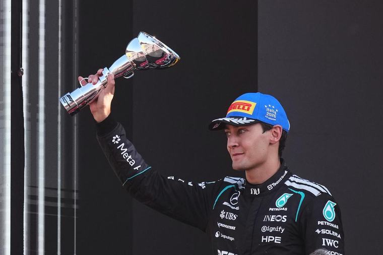 Prečo George Russell nešiel do boxov? Toto Wolff sa vyjadril