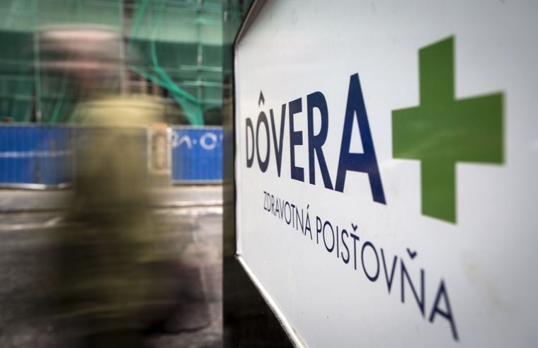 Zdravotná poisťovňa Dôvera sa dostala do daňovej pasce, pacient počká