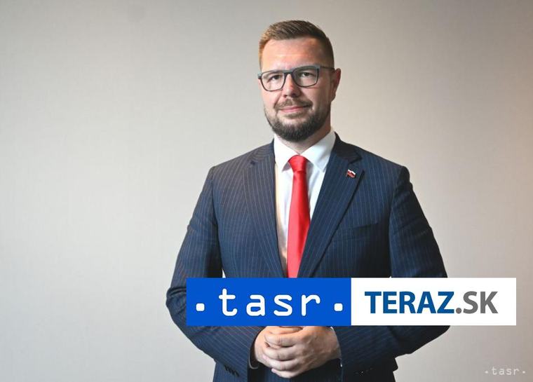 Kandidáta na predsedu Košického kraja I. Šimka podporil R. Fico