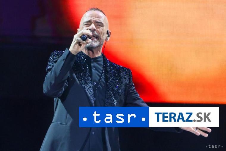 Taliansky spevák Eros Ramazzotti podstúpil operáciu hlasiviek
