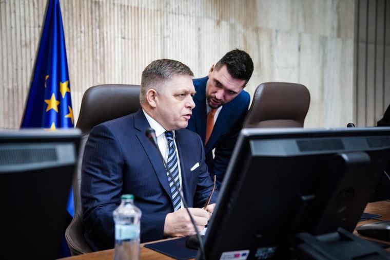 Firemný newsfilter: Agrominister imituje boj s podvodmi a Fico sa nebezpečne hrá s výmenou Volkswagenu za Číňanov
