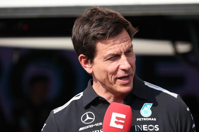Toto Wolff po triumfoch Norrisa krotí emócie: Verstappen sa nestal šampiónom