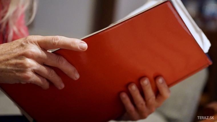 ČR si od ľudí požičala už 74 miliárd, ďalšie dlhopisy vydá koncom roka