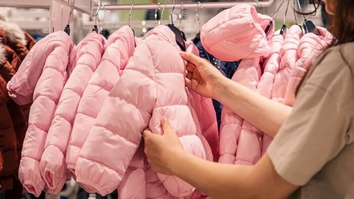 Rádio Slovensko Vo Francúzsku spoplatňujú fast-fashion