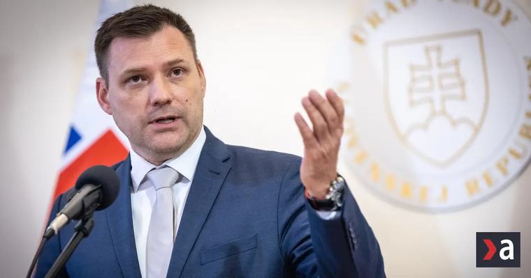 Tvrdý odkaz ministra Tarabu pre SNS. Odmietol ultimátum aj scenár s Filipom Kuffom na čele rezortu