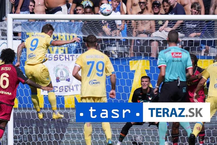 Frosinone zvíťazilo nad Benátkami 3:2, Bobček sedel na lavičke