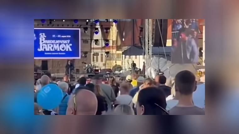 Dusno na Bardejovskom jarmoku: Takáča, Šutaja Eštoka a Gašpara ľudia vypískali! VIDEO