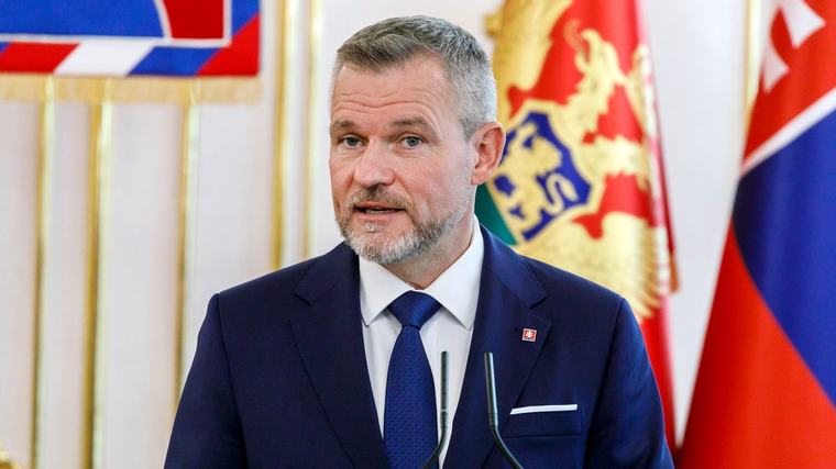 Prezident Pellegrini pri treste pre šéfa SIS neustúpil: Generálny prokurátor ho nepresvedčil