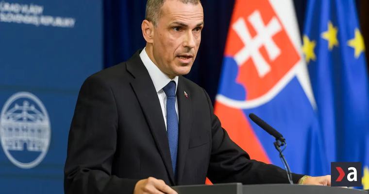 Maroš Žilinka sa pre sankciu voči riaditeľovi SIS obráti na správny súd