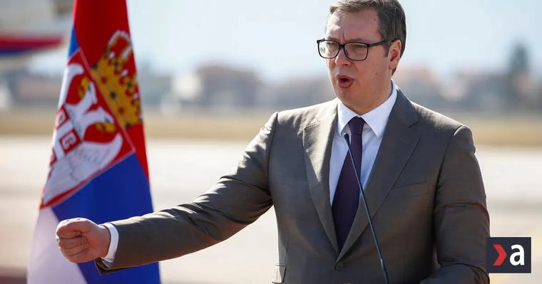 Srbská vláda požiadala prezidenta Vučiča o rozpustenie parlamentu a predčasné voľby