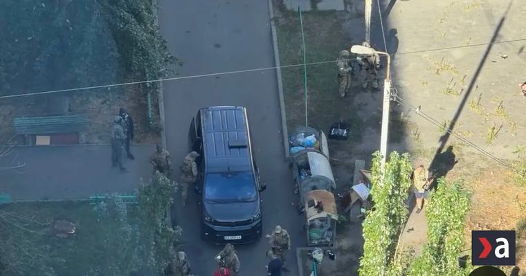 VIDEO: V Kyjeve sa do seba pustili ukrajinské tajné služby. Prestrelka súvisí s únosom ruského dobrovoľníka