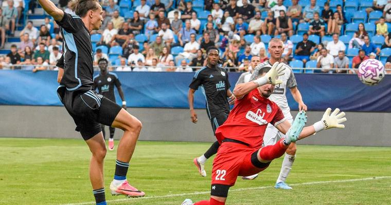 Slovan prejavil Chrenovej rešpekt, šiel na 100 percent. Na hrboľoch by sa trápili, smial sa Jež