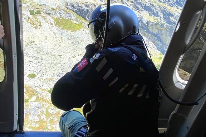 Ďalšia obeť Vysokých Tatier. Bezvládne telo nezvestného turistu lokalizovali z vrtuľníka